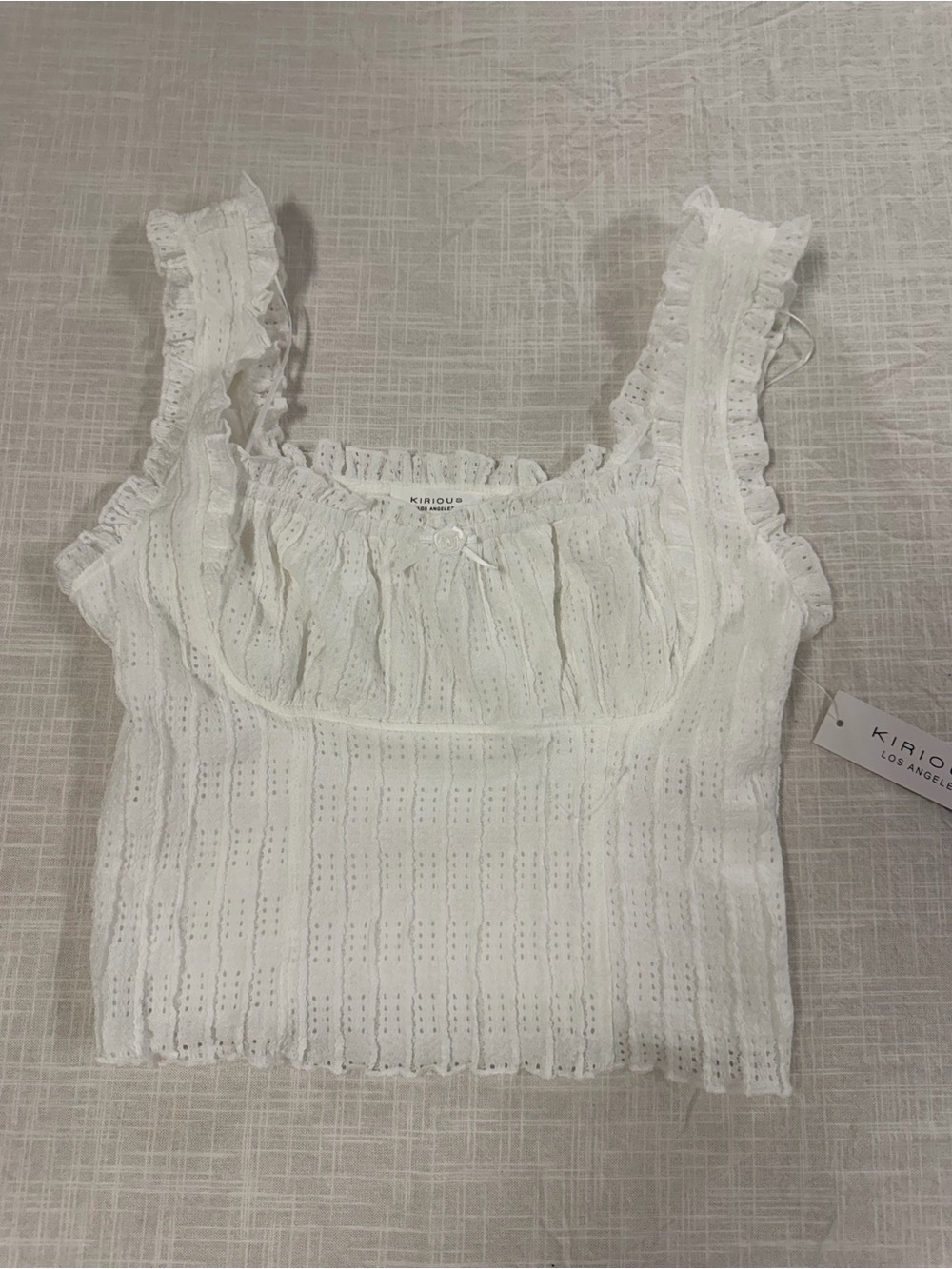 Kirious size m women’s White Eyelet Ruffle Cami